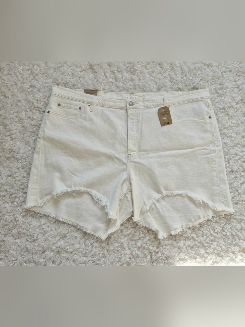 BNWT Levi's 501 Original 24 High Rise Denim Shorts White Cut Off Raw Hem Boho - Picture 2 of 12